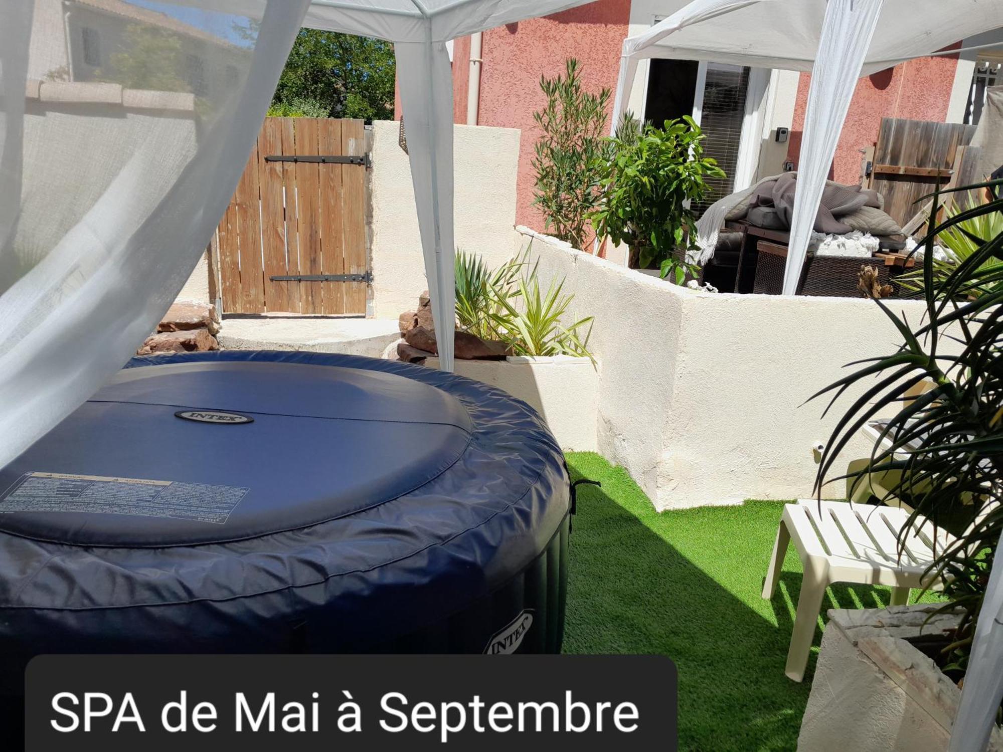 Appartement T1 plain pied Le Cannet-des-Maures Extérieur photo
